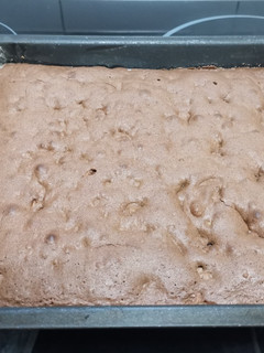 Una foto de Brownie tipo bizcocho