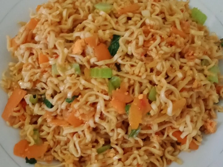 Cara Mudah Membikin Resep Mie tek-tek goreng sederhana pedas mantap yang Sempurna Anti Ribet, Menggugah Selera