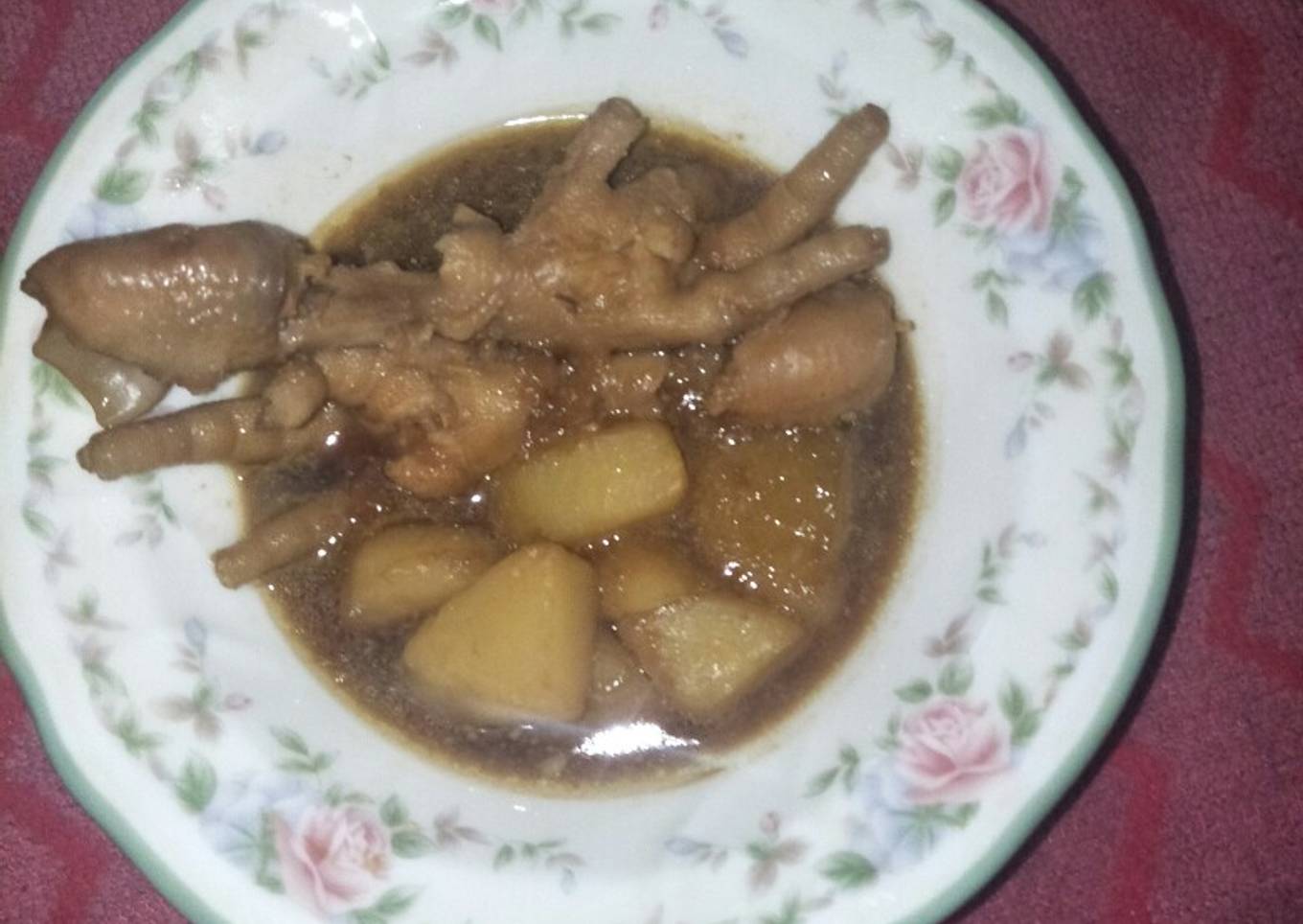 Semur kentang ceker