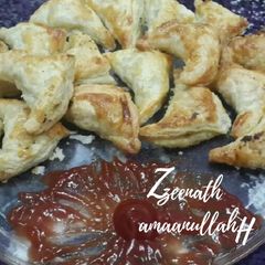 A picture of Mini Non-Veg Patties.