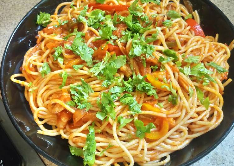 Shrimp and clam in tomato sauce