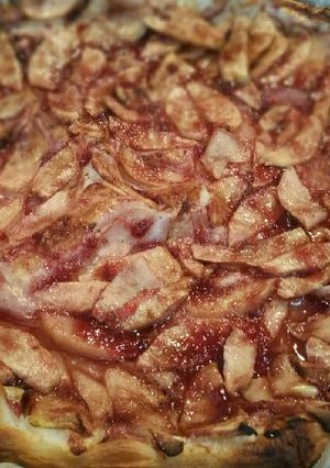 A picture of Apple Tart.