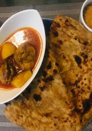 A picture of Aloo chicken.