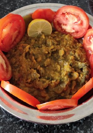 A picture of Spinach with chana dal.