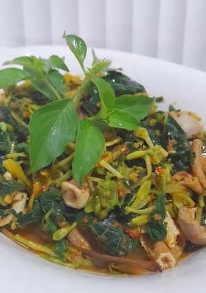 Foto resep Tumis Bunga dan Daun Pepaya