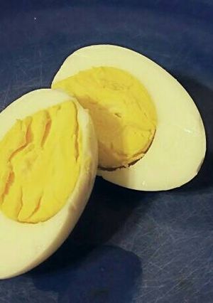 A picture of Perfect Hard Boiled Eggs.