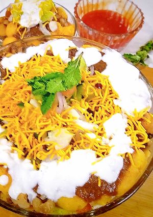A picture of Mix plate chaat.