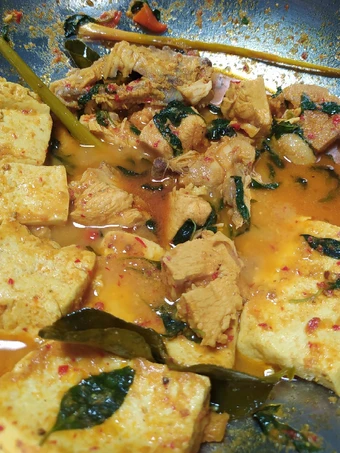 Cara Gampang Membikin Resep Ayam Rica-Rica Kemangi yang  Bikin Ketagihan Anti Ribet, Mantap