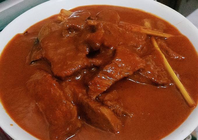 Semur daging sapi