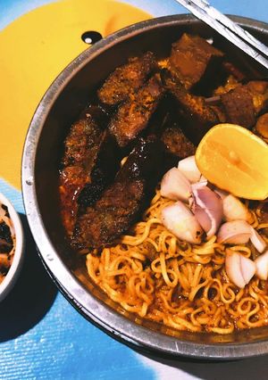 A picture of Khao Soi Hot Pot.