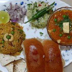 Pav bhaji platter A picture of Pav bhaji platter.
