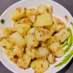 A picture of Buttered Garlic Potato.