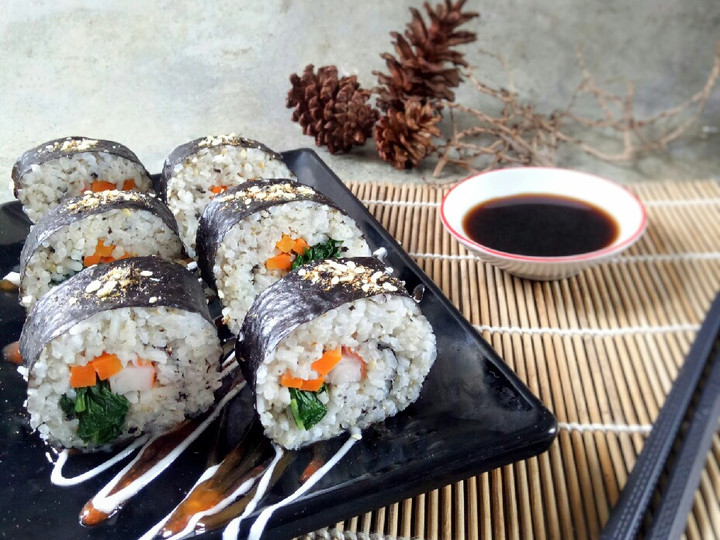 Resep Simple sushi Roll yang Lezat