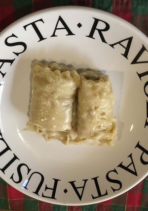 Una foto de Canelones rellenos de atún