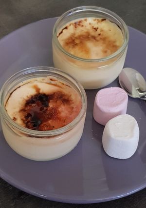 A picture of Marshmallow Crème Brûlée.