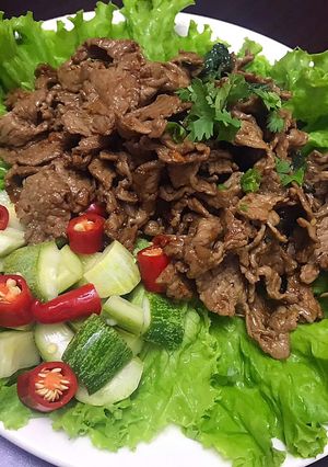 Hình của món Bò xào lá quế.