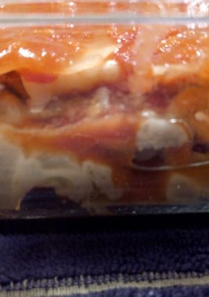 Una foto de Lasaña de carne, espinacas y tomate