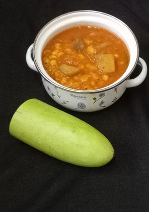 દૂધી ચણા ની દાળ (Dudhi Chana Dal Recipe In Gujarati) રેસીપી મુખ્ય ફોટો