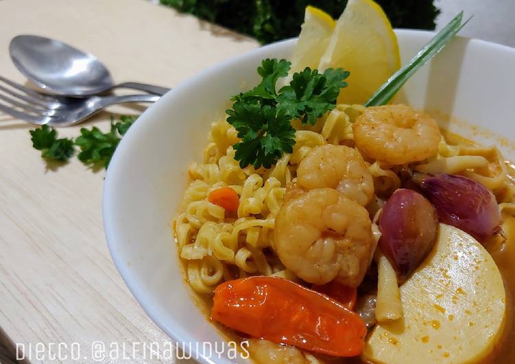 Resep Tom Yam Soup Noodles, Enak Banget