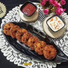 A picture of Poha Donut Vada.