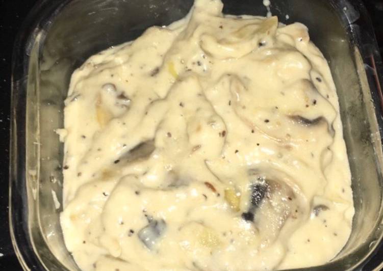 Saus jamur untuk steak
