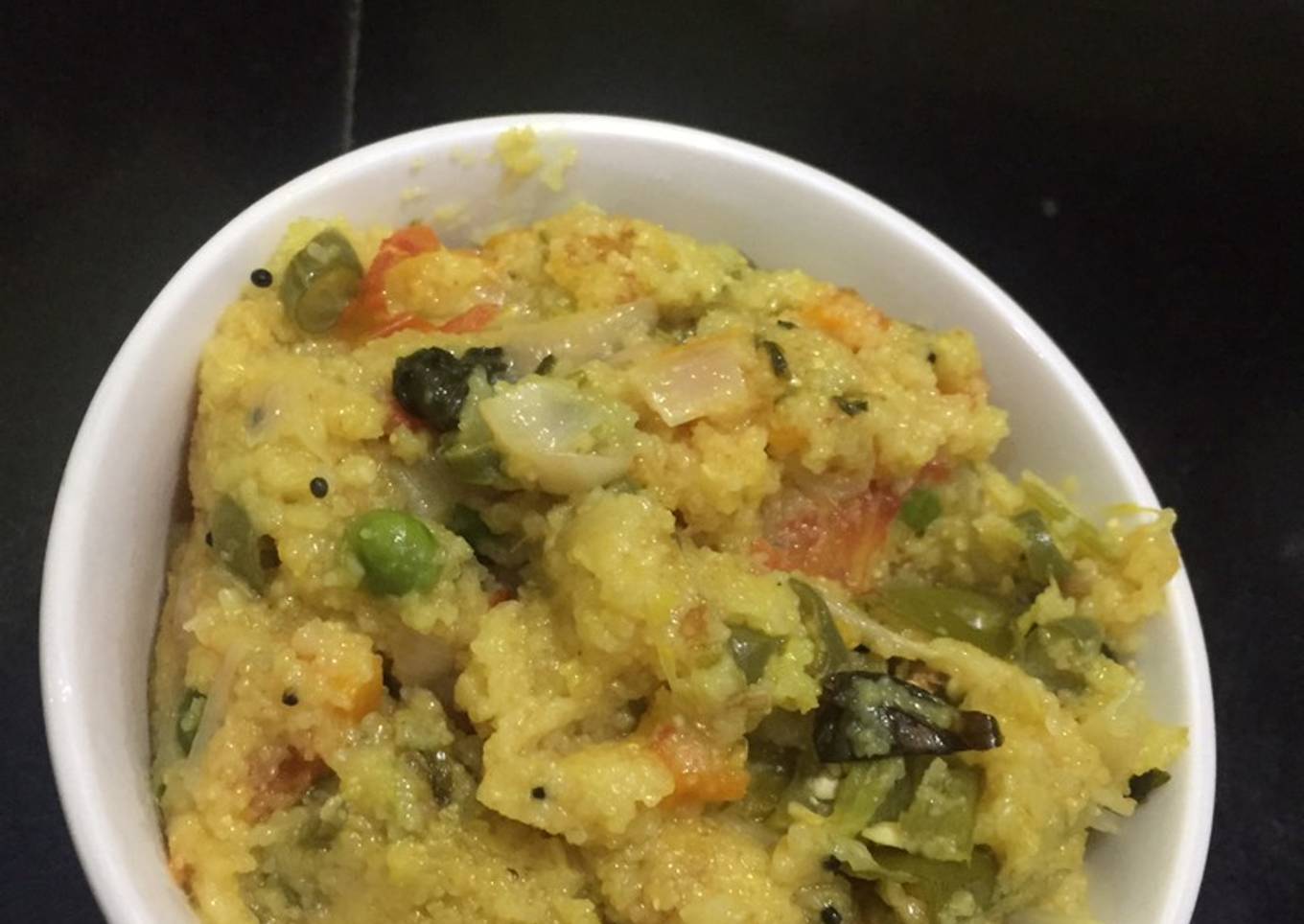 Veg wheat rava khichadi