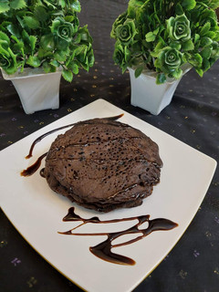 चॉकलेट पैनकेक(chocolate pancake recipe in hindi) रेसिपी मुख्य फोटो