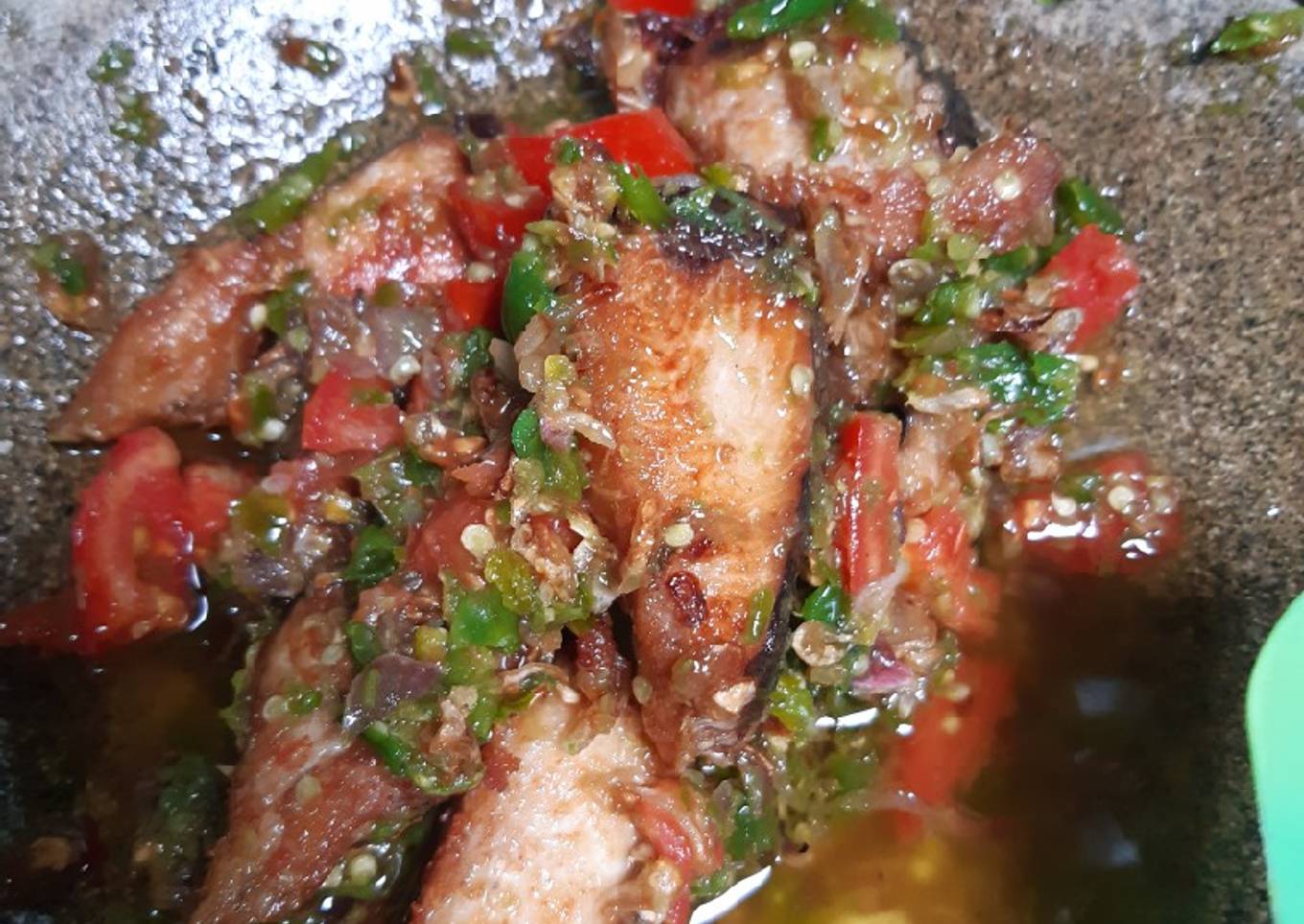 Ikan tuna sambal pecak