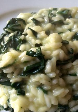Una foto de Risotto de espinaca y mozarela (mi receta 400)