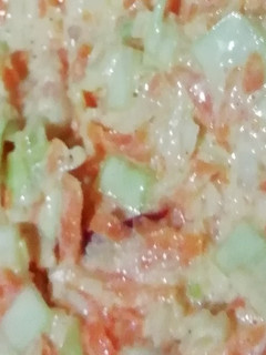 Una foto de Ensalada de col y zanahoria