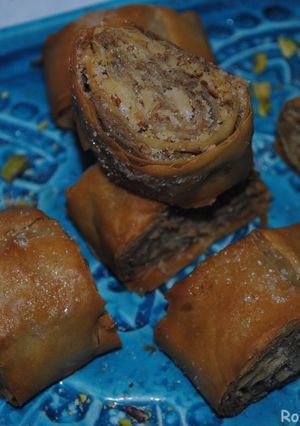 A picture of Tahini baklava.