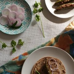 A picture of Stuffed Green Chilies.