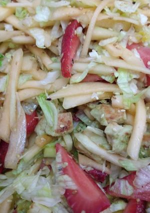 Una foto de Ensalada tropical