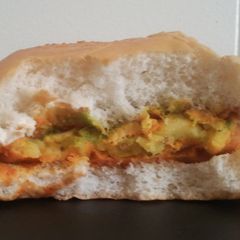 A picture of Vada pav without oil (No frying).