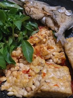 Foto resep Sambal bawang penyet tempe