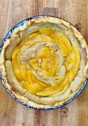 Une photo de Tarte tatin mangue, banane, citron 🥭