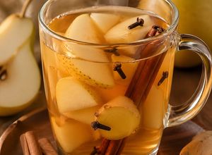 Foto resep Minuman Hangat Pir Rempah sebagai Alternatif Alami untuk Meredakan Batuk pada Anak