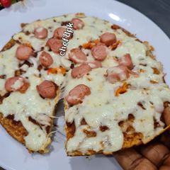 A picture of Banana Oatmeal Pizza.