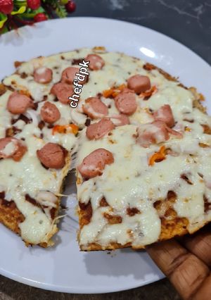 A picture of Banana Oatmeal Pizza.