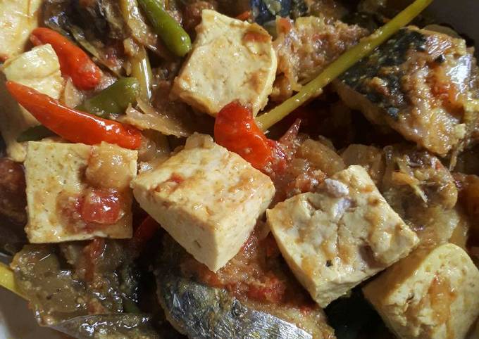 Sop Pedas Ikan Tenggiri