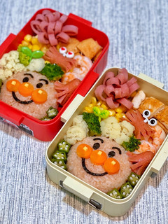 【兒童便當】可愛的麵包超人造型 的食譜成品照片