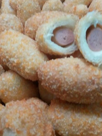 Langkah Gampang Menyiapkan Resep Donat isi sosis balut panir yang Bisa Manjain Lidah Anti Ribet, Lezat Sekali