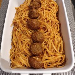 A picture of Spaghetti in Ketchup Sauce.