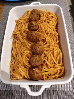 A picture of Spaghetti in Ketchup Sauce.