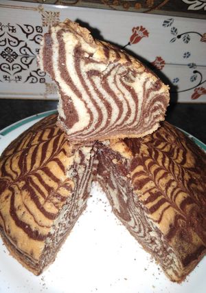 A picture of Choclate marble cake.