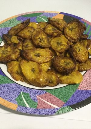 Una foto de Plátanos machos fritos en freidora de aire