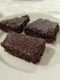Brownie integral de maçã (vegano e sem glúten)