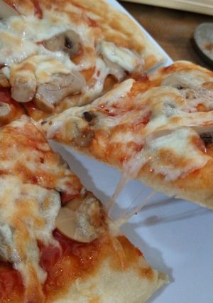 Foto resep Crust Pizza Tanpa Ulen (Slow Fermented)