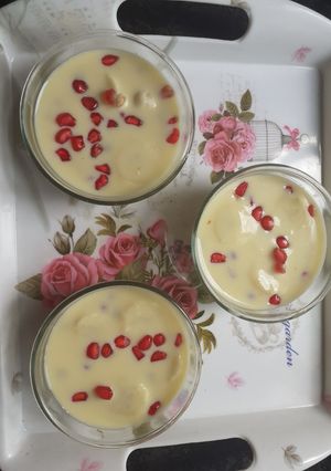 फ्रूट कस्टर्ड (Fruit Custard recipe in Hindi) रेसिपी मुख्य फोटो