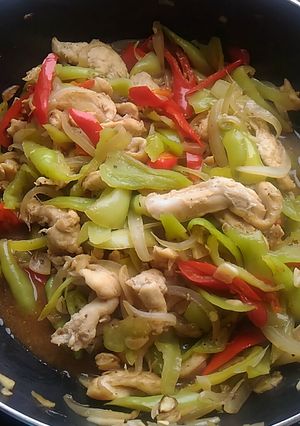 รูปของ ไก่ผัดพริกหยวก
